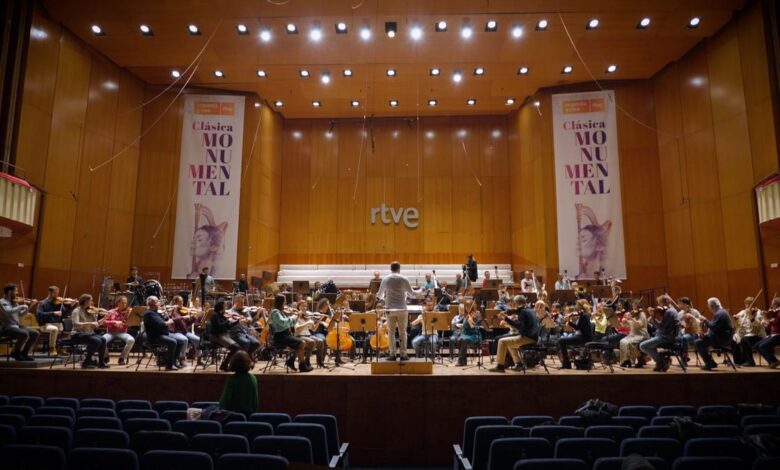 Orquesta espanola compone e interpreta por primera vez una pieza