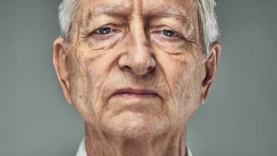 Geoffrey Hinton alerta sobre los riesgos de la inteligencia artificial