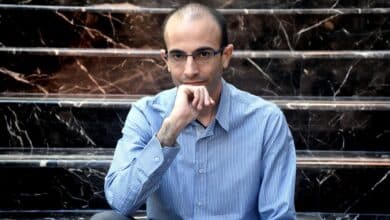 Yuval Noah Harari examina el impacto de la Inteligencia Artificial